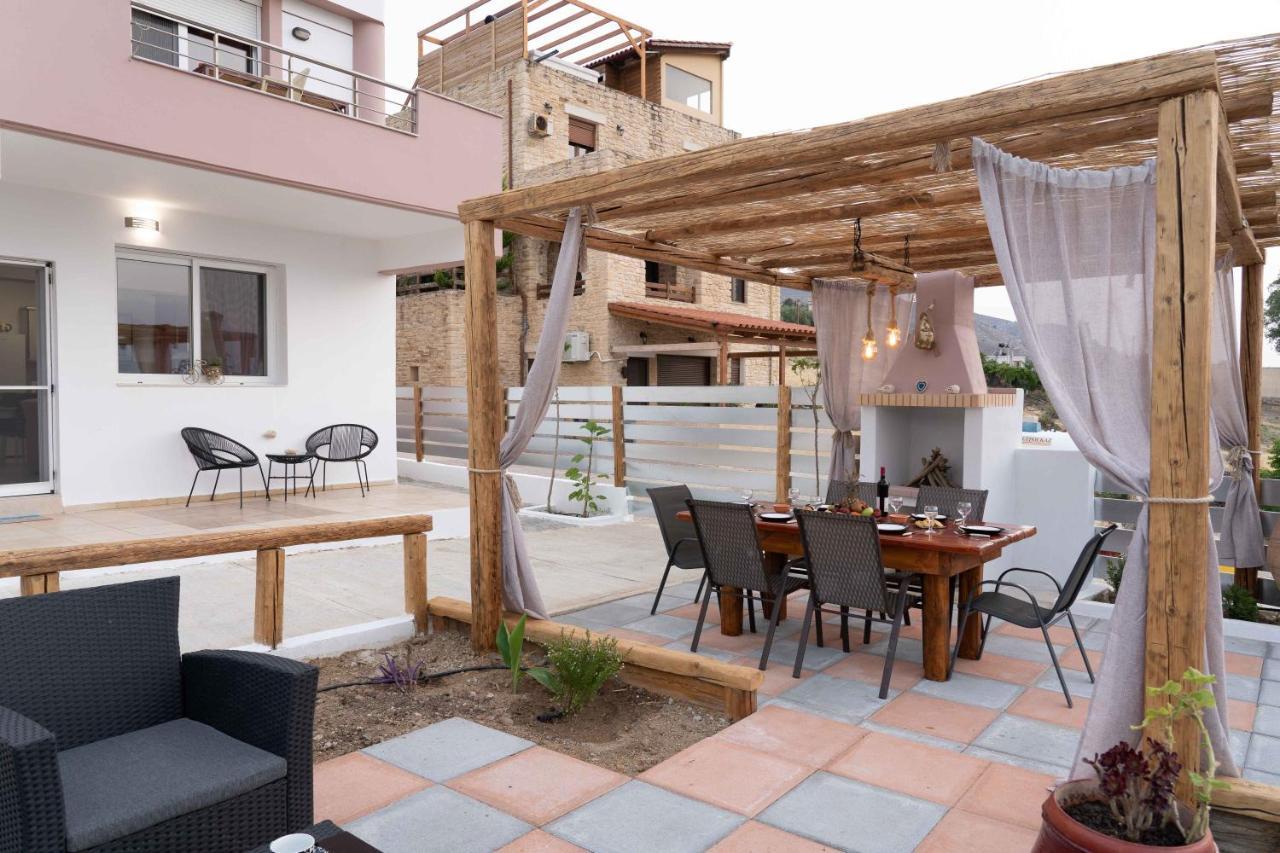 Haritos Holidays Home Pombia Luaran gambar