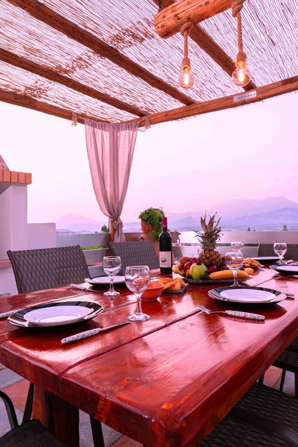 Haritos Holidays Home Pombia Luaran gambar